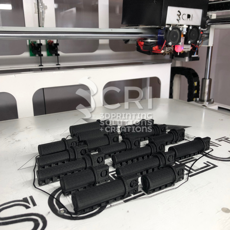 Stampa 3d personalizzata: Stampa di componenti di un modellino in PLA ALFAPLUS nero. Il nostro Centro Stampa 3D opera nel settore della modellistica, realizzando per voi componenti di modellini e plastici, partendo dalla progettazione 3D o direttamente dal vostro file .stl pronto per la stampa.